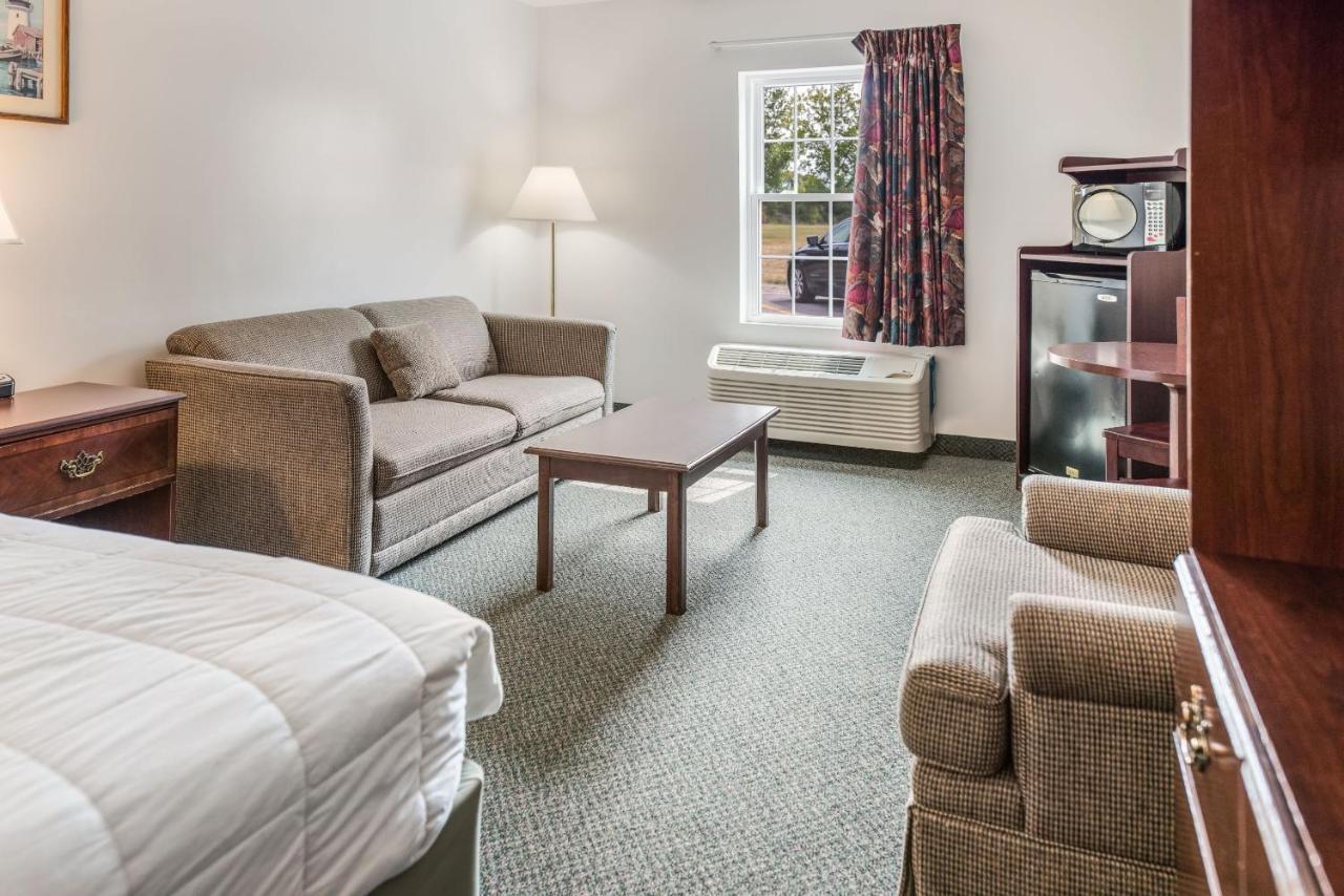 Knights Inn Sandusky Exterior photo